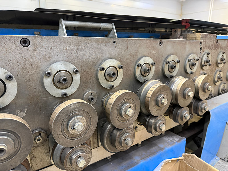 формовка листа оцинкованной стали