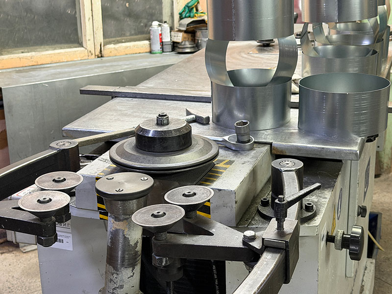 Формовщик вентиляционных изделий